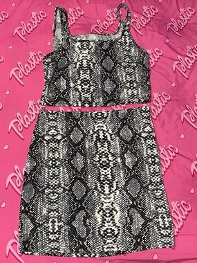 NWOT SHEIN Snakeskin Snake Animal Print Skin 2pc Skirt Shirt Club Outfit Y2K